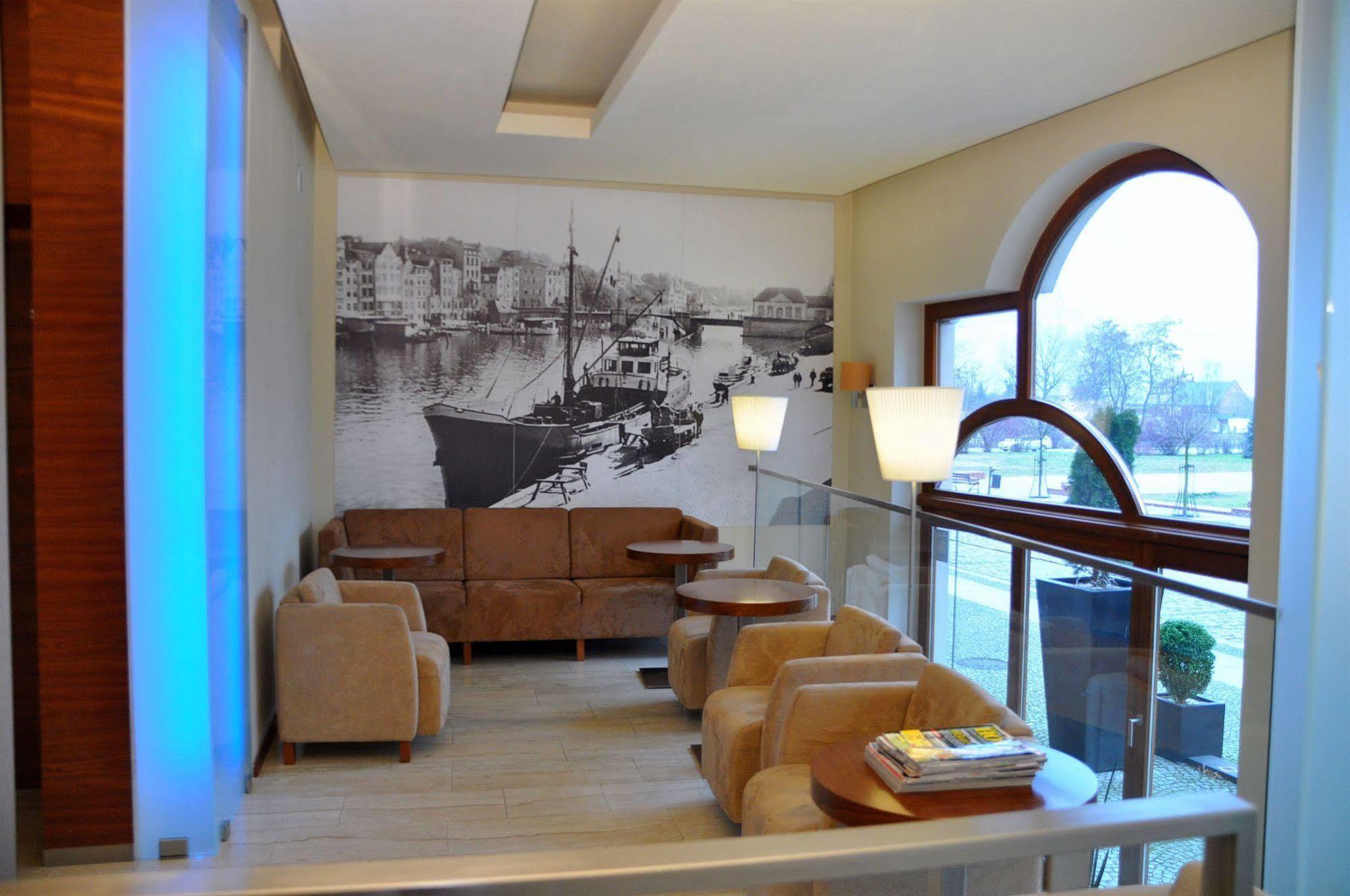 Hotel Atrium Эльблонг Экстерьер фото